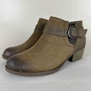 Clarks Women's 9W Charlten Rae Ankle Boot Mushroom Oily Brown Leather Buckle Zip